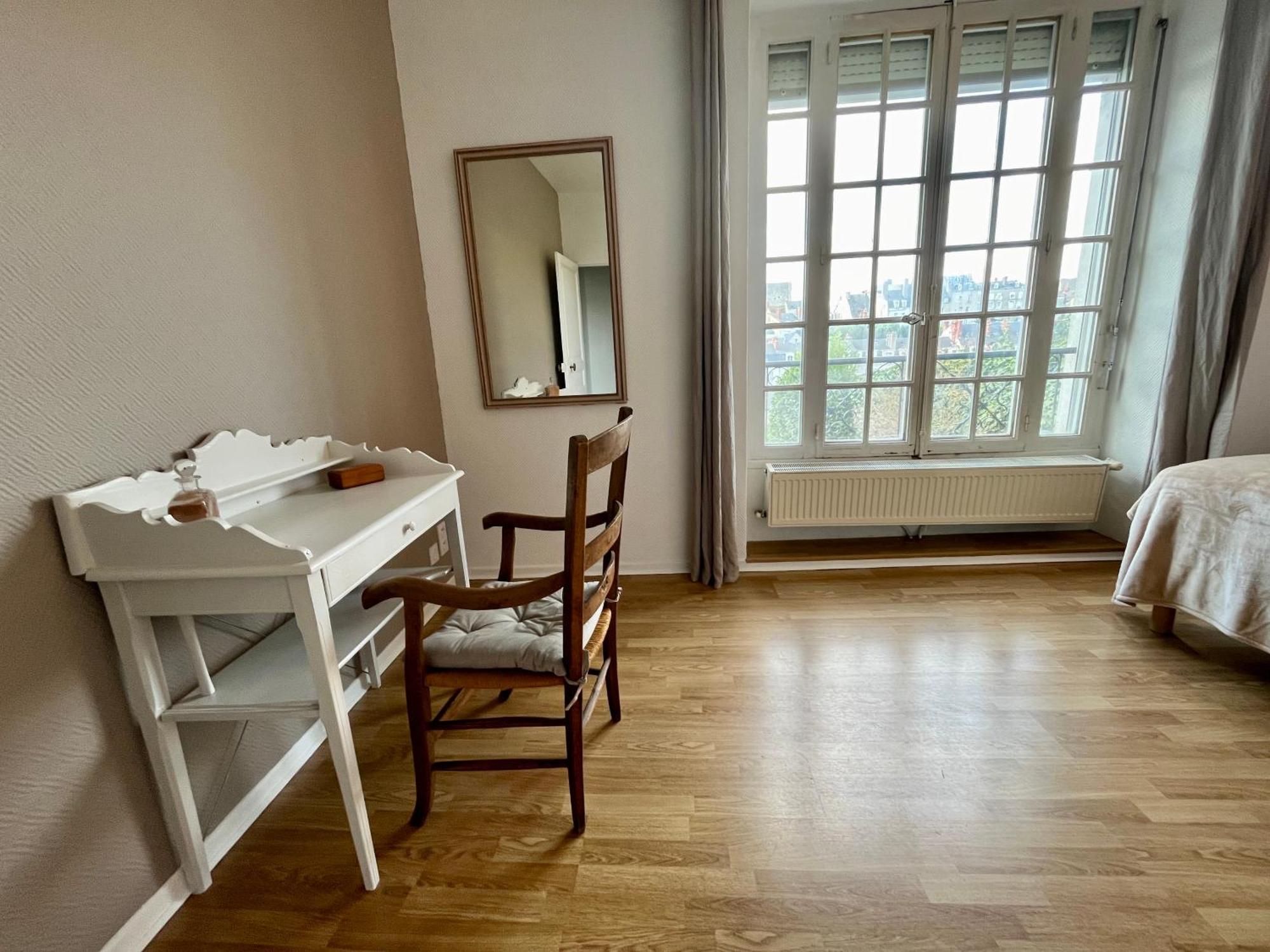 La Place Du Chateau - Vue Exceptionnelle Sur Le Chateau De Blois Ngoại thất bức ảnh