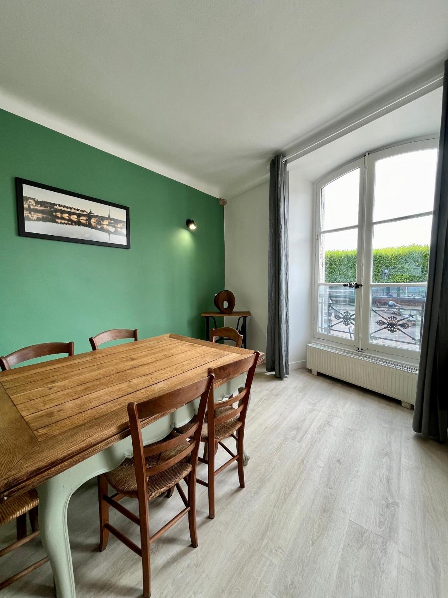La Place Du Chateau - Vue Exceptionnelle Sur Le Chateau De Blois Ngoại thất bức ảnh